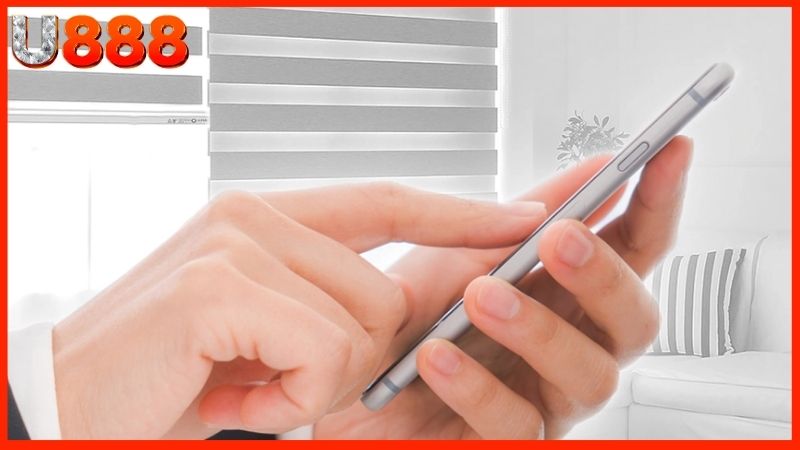 Liên hệ u888 qua live chat tiện lợi, nhanh gọn